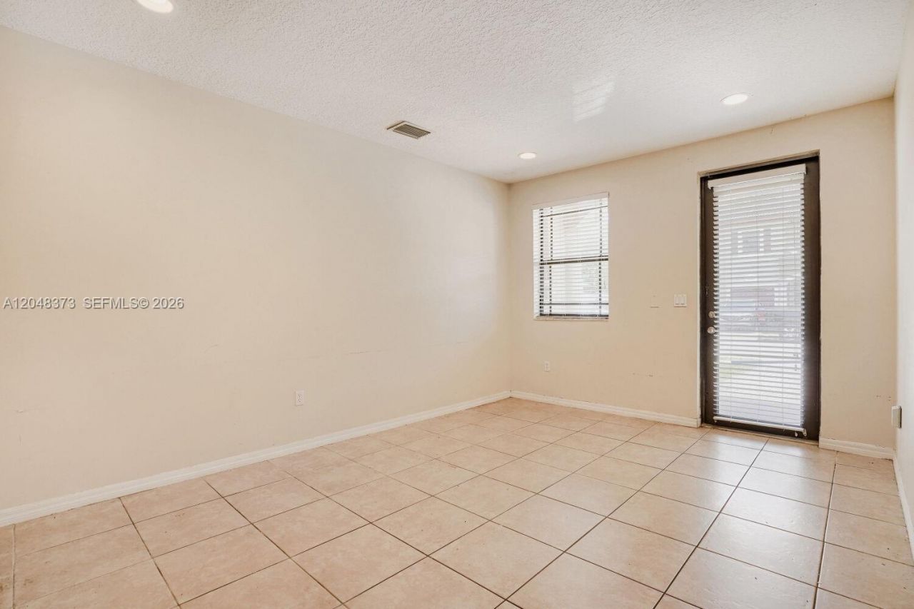 666 NE 35th Ave, Homestead, FL 33033 Photo