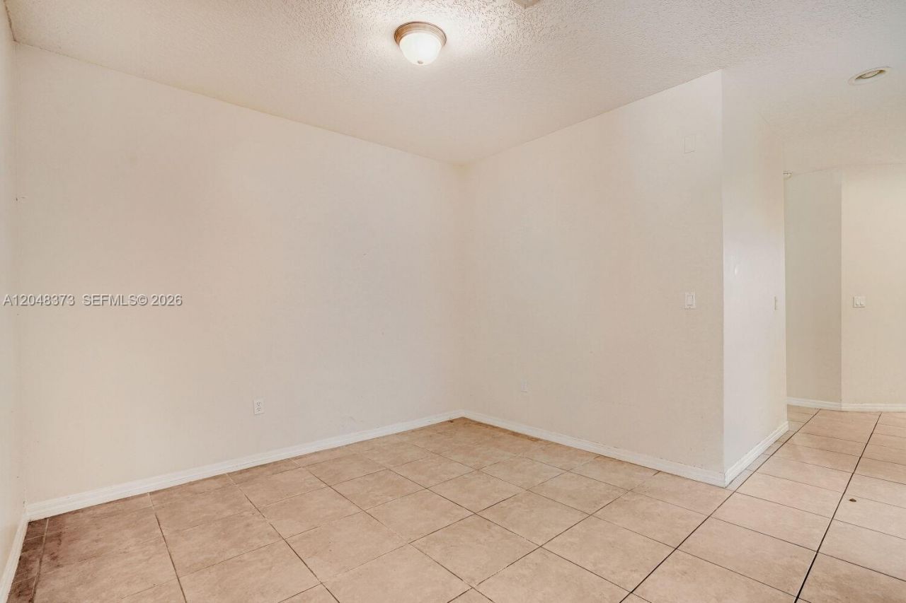 666 NE 35th Ave, Homestead, FL 33033 Photo
