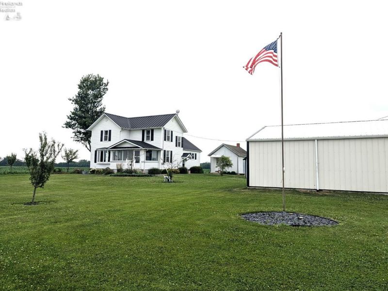 9859 W Hetrick Road, Oak Harbor, OH 43449 Photo 4