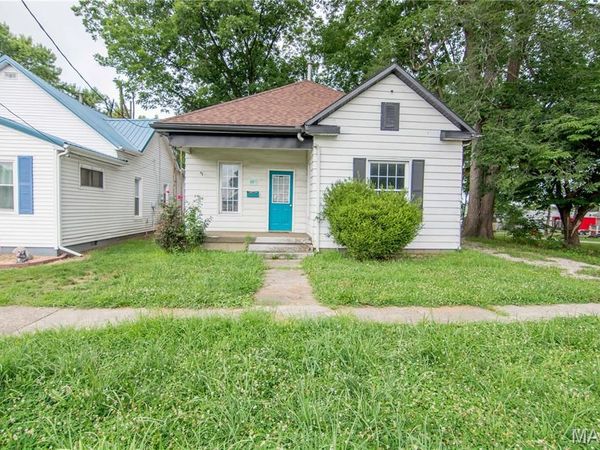 407 N 8th Street , Vandalia, IL 62471