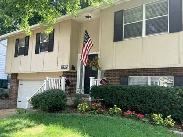 2726 Bremerton Road , Brentwood, MO 63144