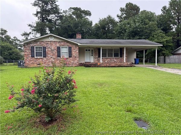 6427 Freeport Road, Fayetteville, NC 28303