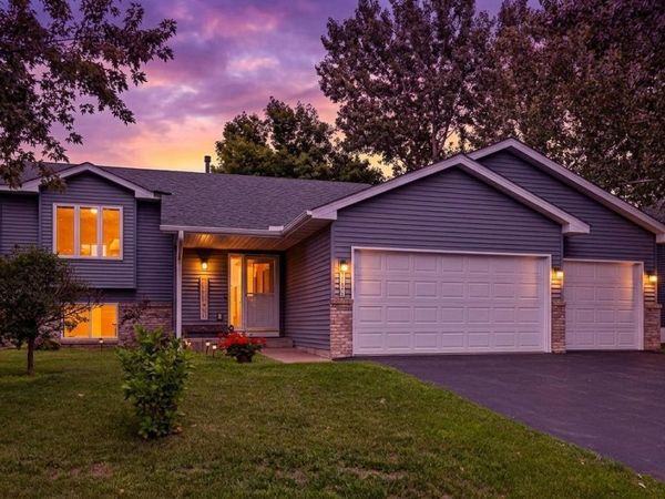 1180 Joes Lake Road SE, Cambridge, MN 55008