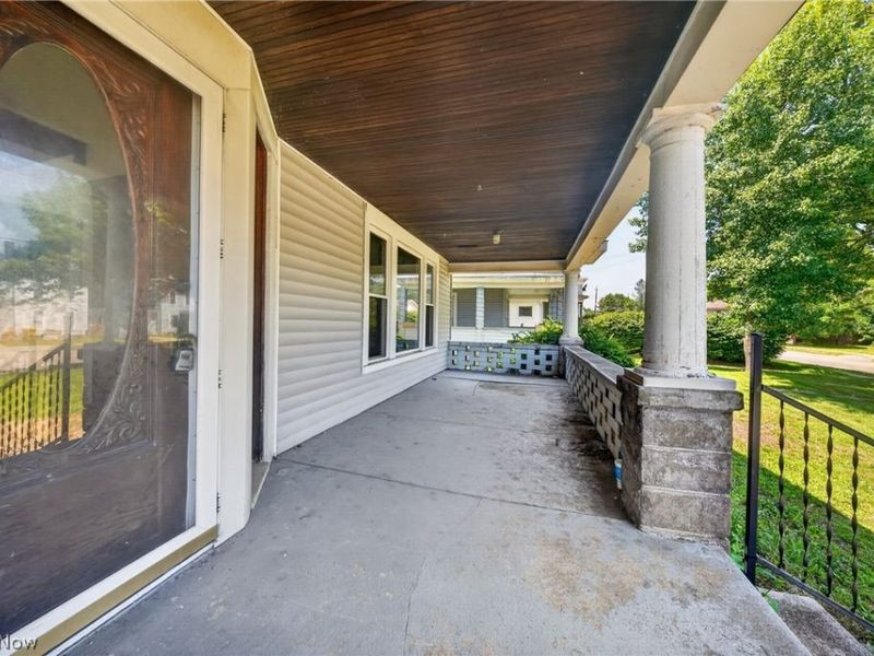 703 Main Street, Conneaut, OH 44030 Photo 4