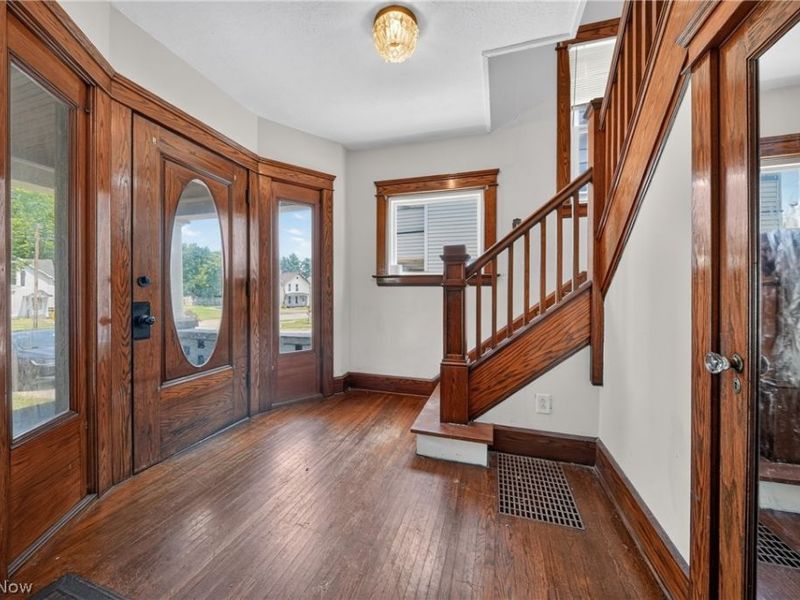 703 Main Street, Conneaut, OH 44030 Photo 5