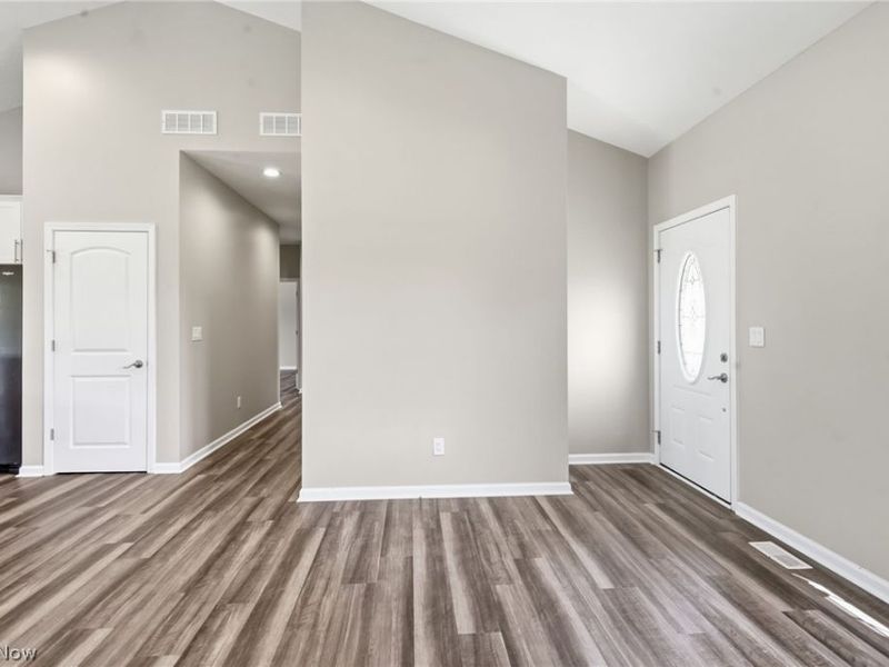 12180 Township Rd 8 NE, Crooksville, OH 43731 Photo 11