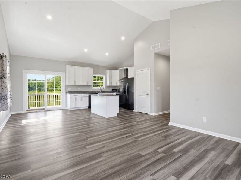 12180 Township Rd 8 NE, Crooksville, OH 43731 Photo 12