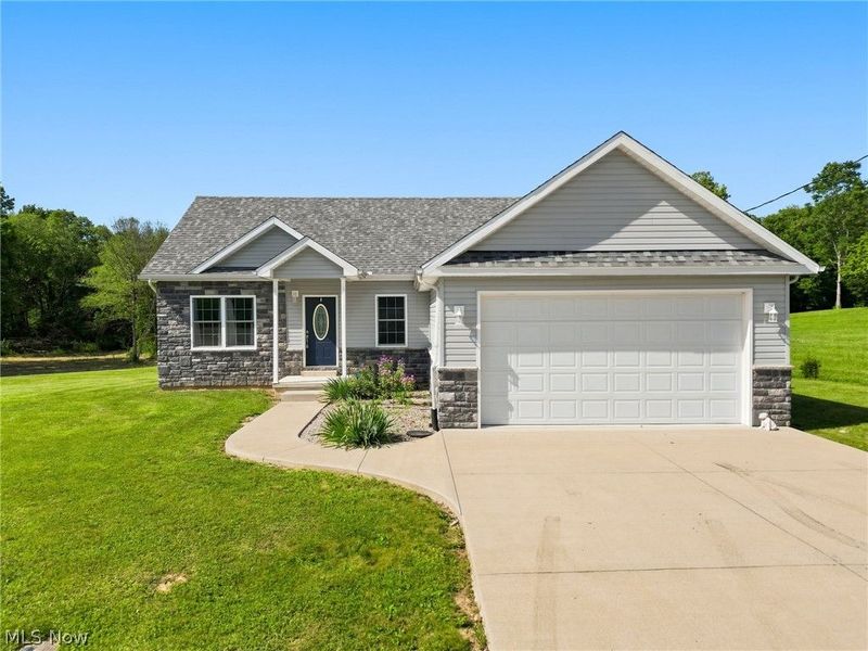 12180 Township Rd 8 NE, Crooksville, OH 43731 Photo 3