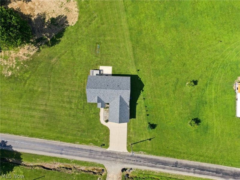12180 Township Rd 8 NE, Crooksville, OH 43731 Photo 34