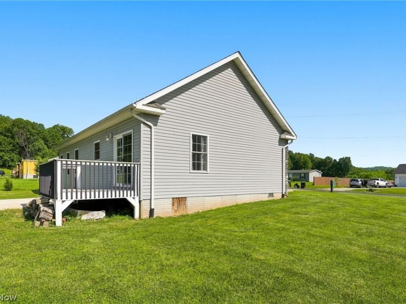 12180 Township Rd 8 NE, Crooksville, OH 43731 Photo 5
