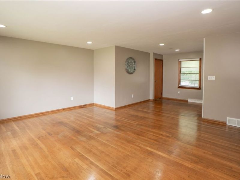 158 Miles Avenue NW, Canton, OH 44708 Photo 6
