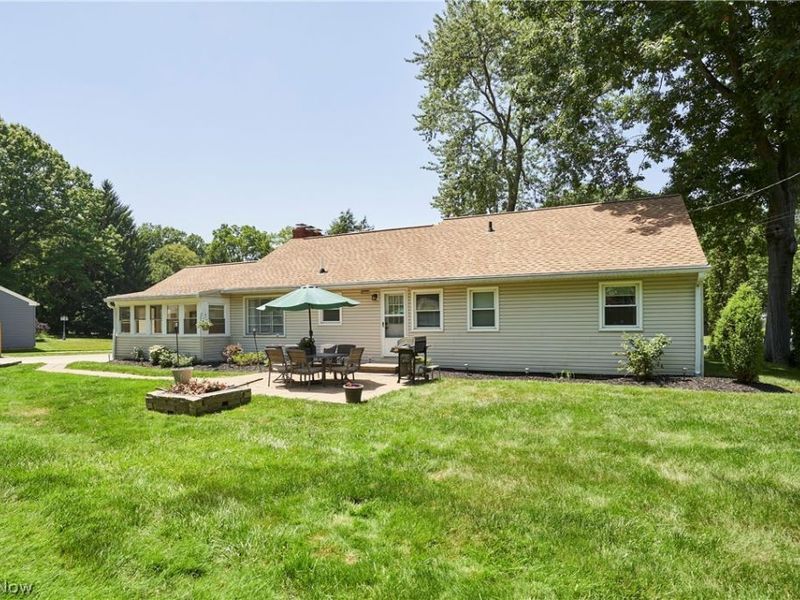 251 Schocalog Road, Akron, OH 44313 Photo 21