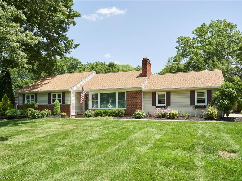251 Schocalog Road, Akron, OH 44313 Photo 3