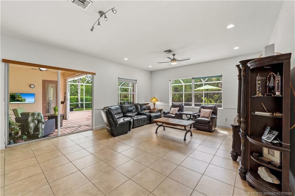 5437 SW Honeysuckle Court, Palm City, FL 34990 Photo
