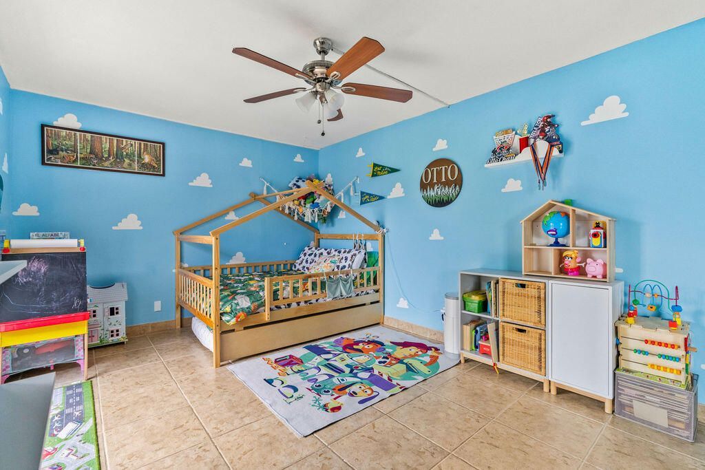 29 Lake Arbor Drive, Palm Springs, FL 33461 Photo