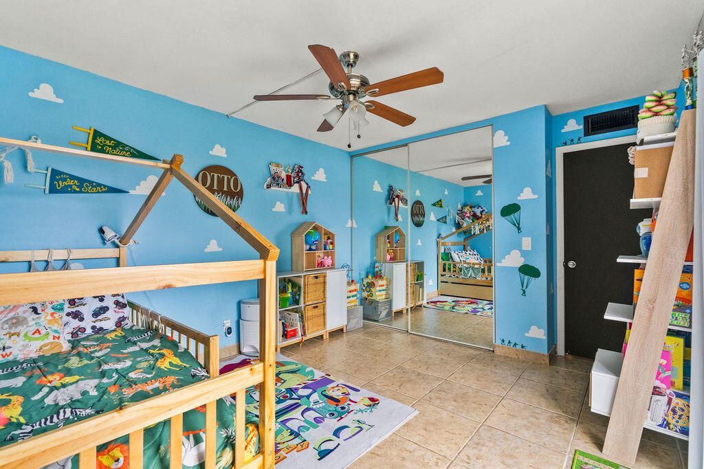 29 Lake Arbor Drive, Palm Springs, FL 33461 Photo