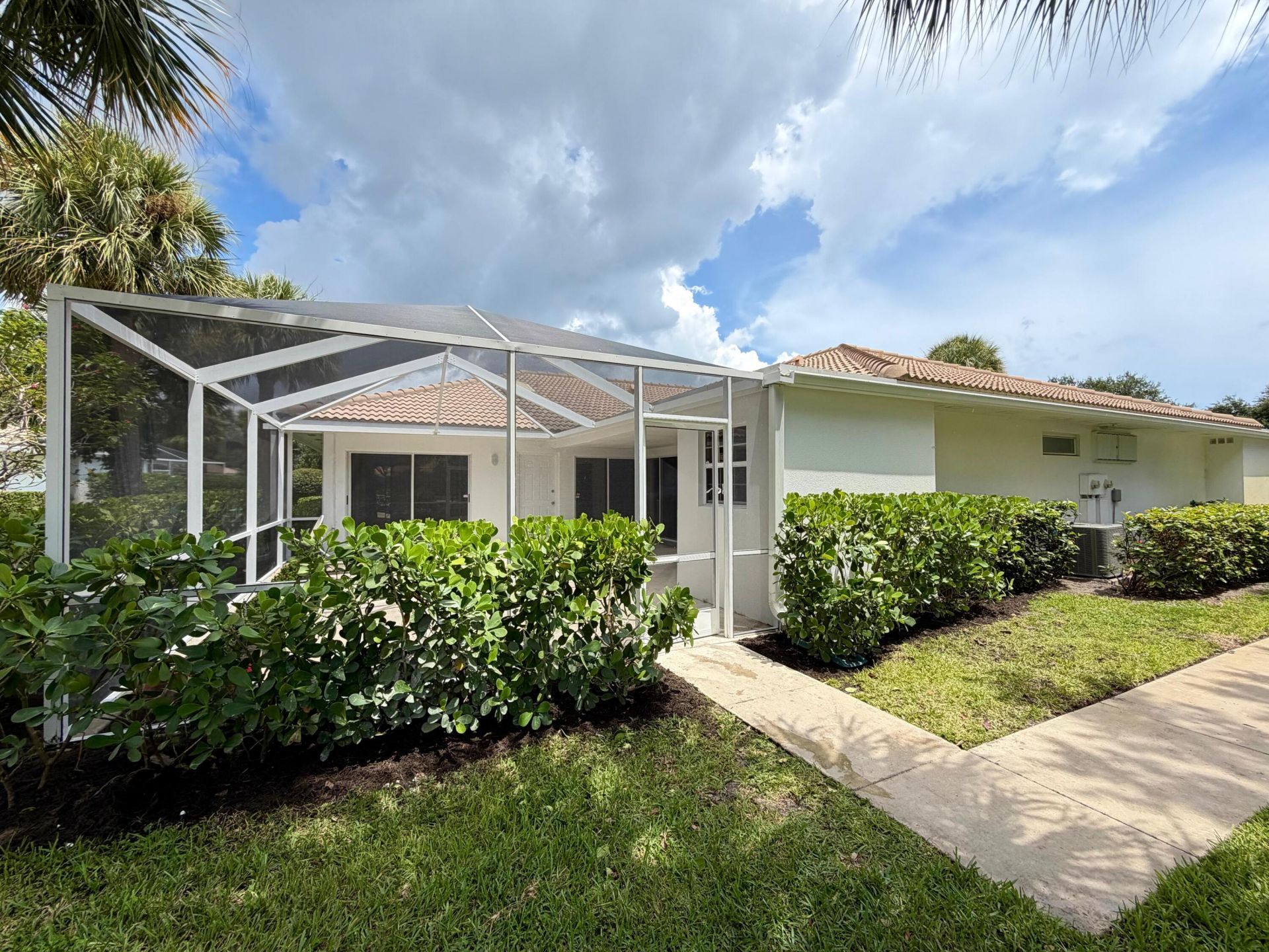 6104 Red Oak Court, Palm Beach Gardens, FL 33410 Photo