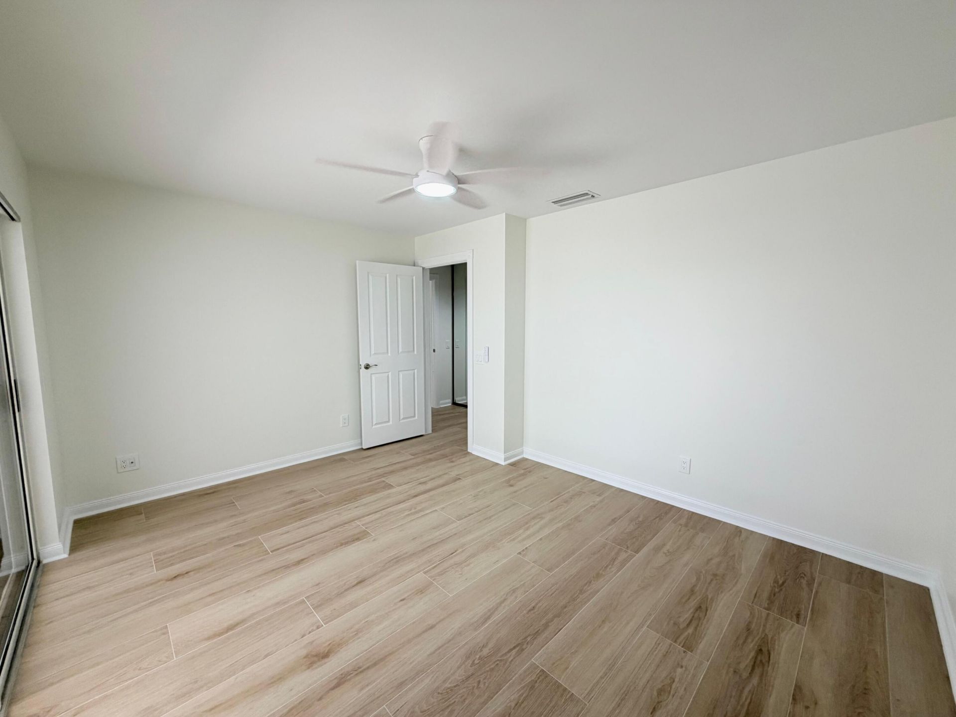 6104 Red Oak Court, Palm Beach Gardens, FL 33410 Photo