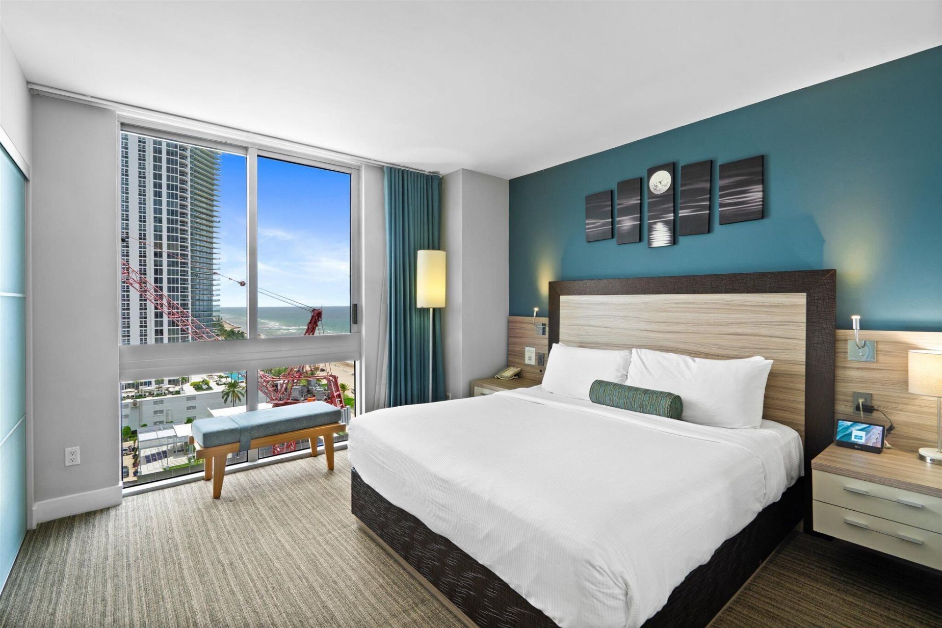 18683 Collins Avenue, Unit 1404, Sunny Isles Beach, FL 33160 Photo