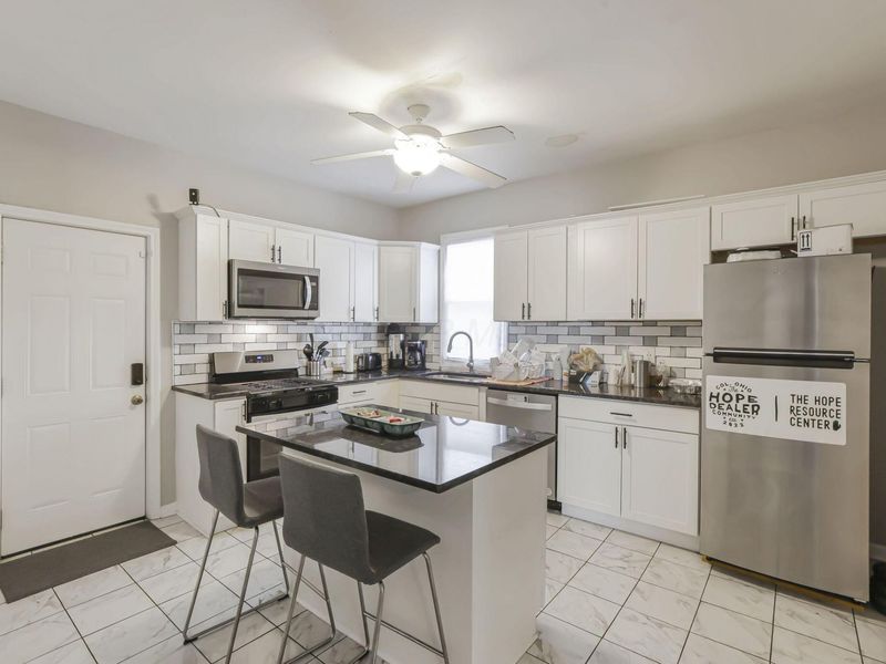1697 Manchester Avenue, Columbus, OH 43211 Photo 2