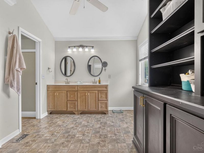972 Tyndale Court, Hamilton Twp, OH 45152 Photo 18