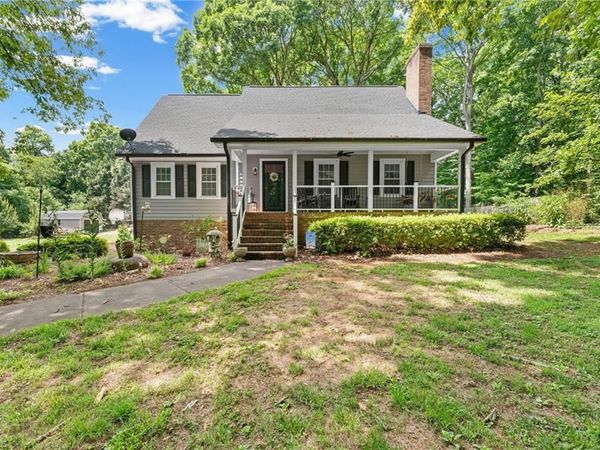 5754 Stanleyville Drive, Winston-Salem, NC 27105