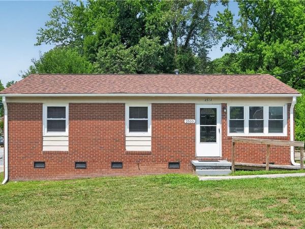 2510 Old Chapman Street, Greensboro, NC 27403