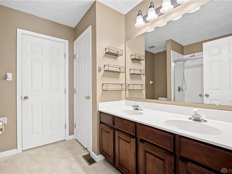 2469 Byers Ridge Drive, Miami Township, OH 45342 Photo 25