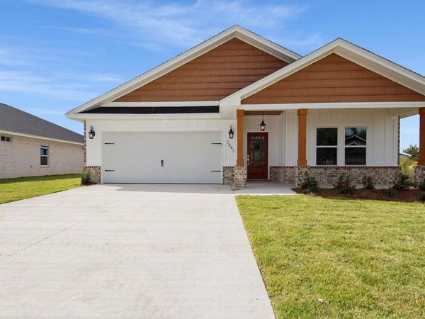 2641 Outlaws Way , Lynn Haven, FL 32444