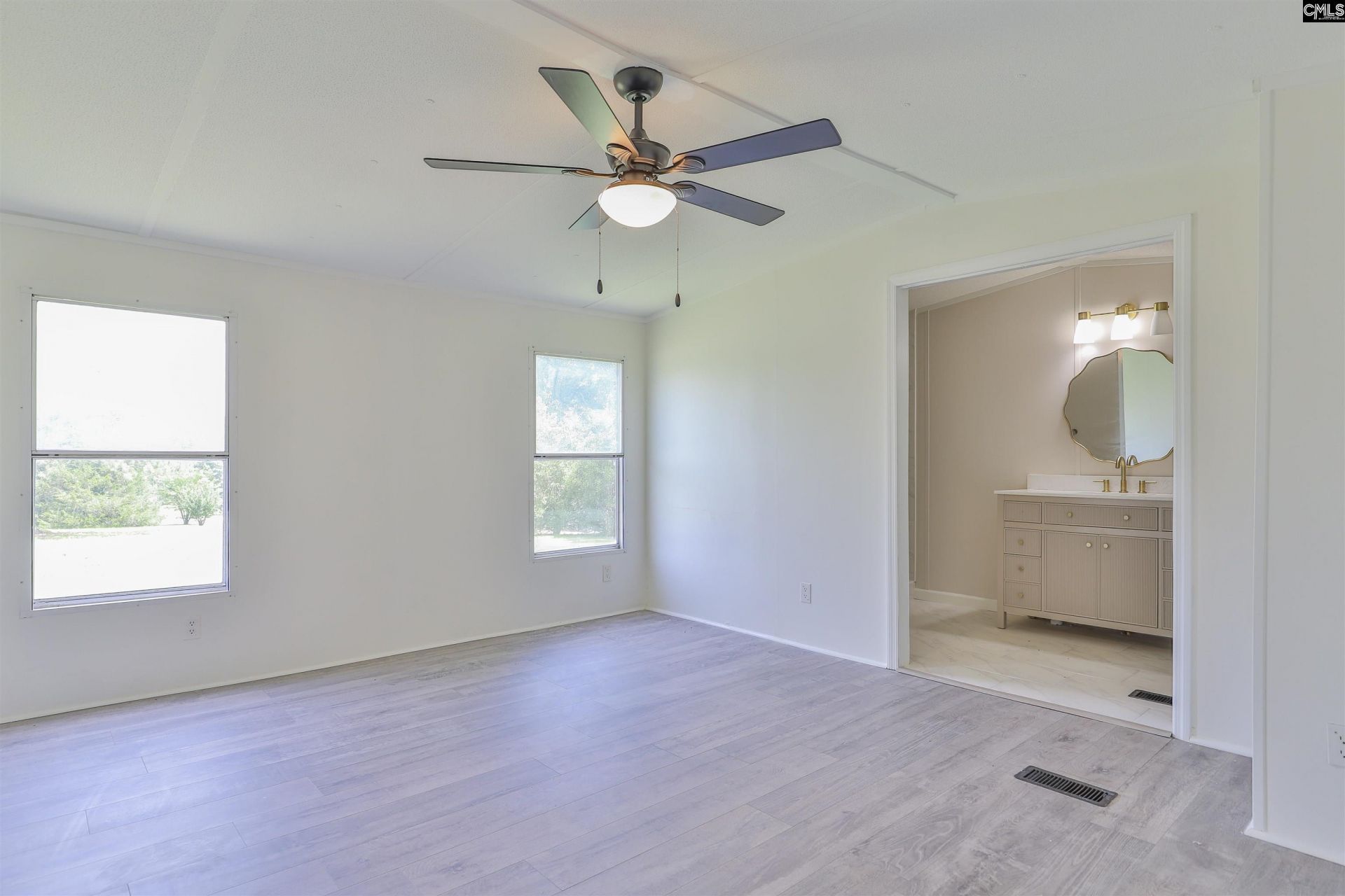 211 Federal Lane  Photo 15