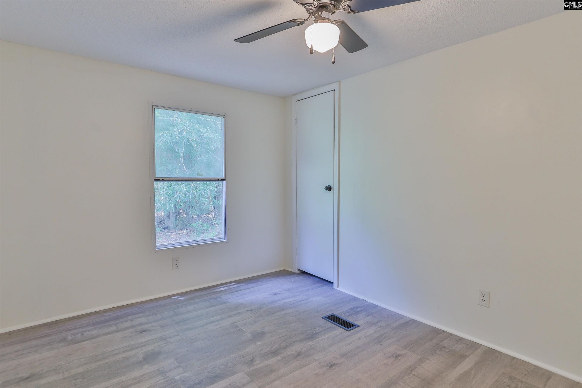211 Federal Lane  Photo 22