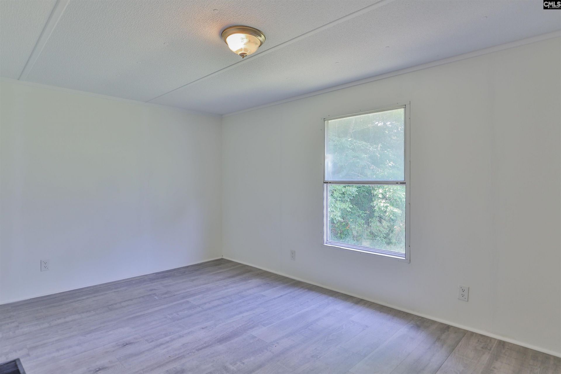 211 Federal Lane  Photo 25