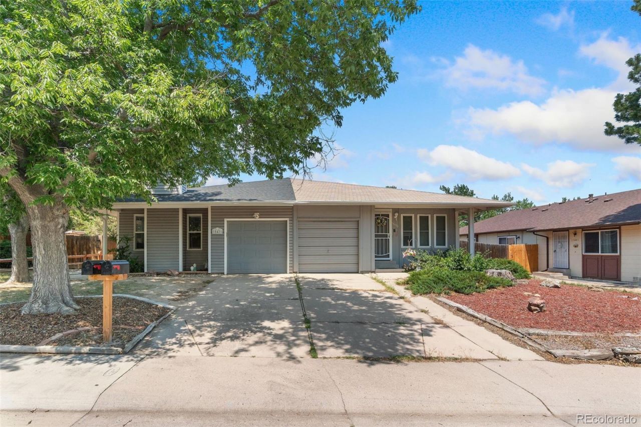 15421 E Princeton Avenue, Aurora, CO 80013 Main Photo