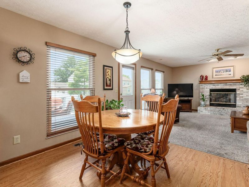 1042 Rousseau Lane, Galloway, OH 43119 Photo 14