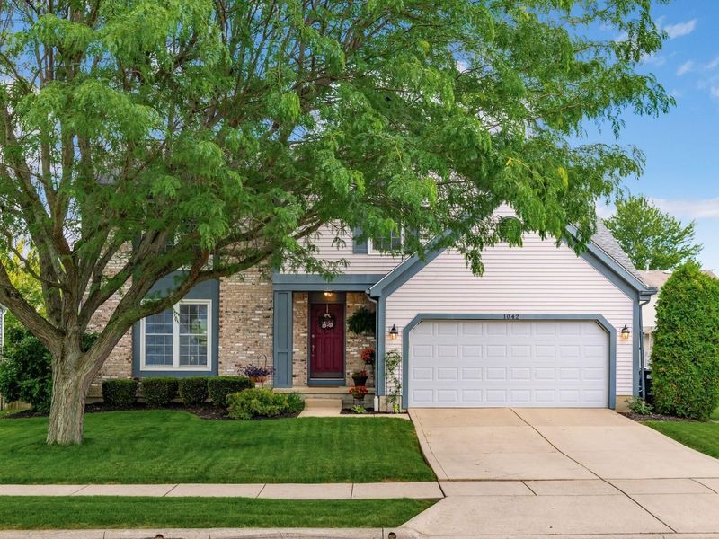 1042 Rousseau Lane, Galloway, OH 43119 Photo 3