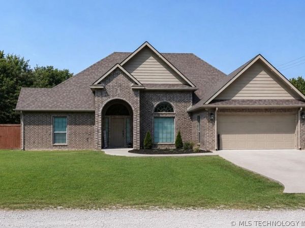 30 Brothers , Durant, OK 74701