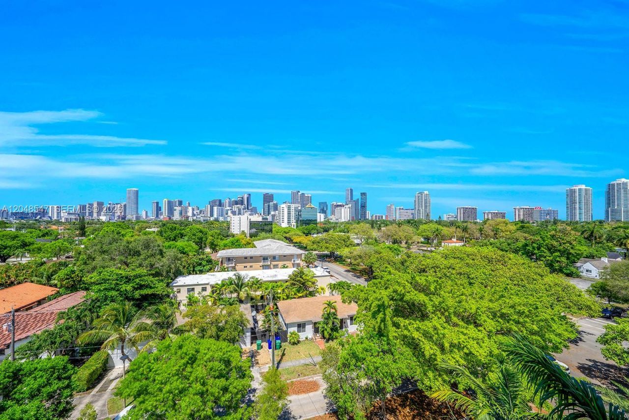 2400 SW 3rd Ave, Unit 706, Miami, FL 33129 Photo
