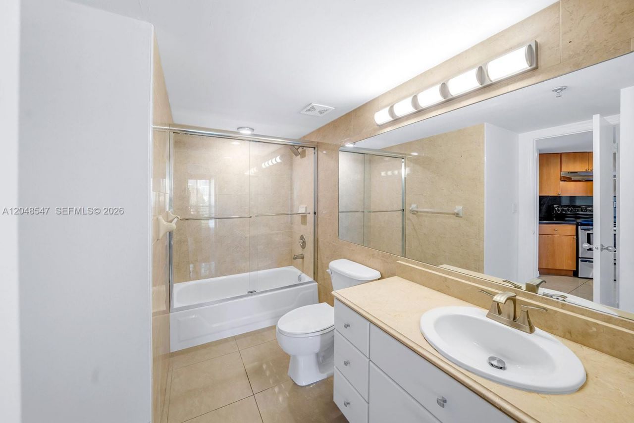 2400 SW 3rd Ave, Unit 706, Miami, FL 33129 Photo