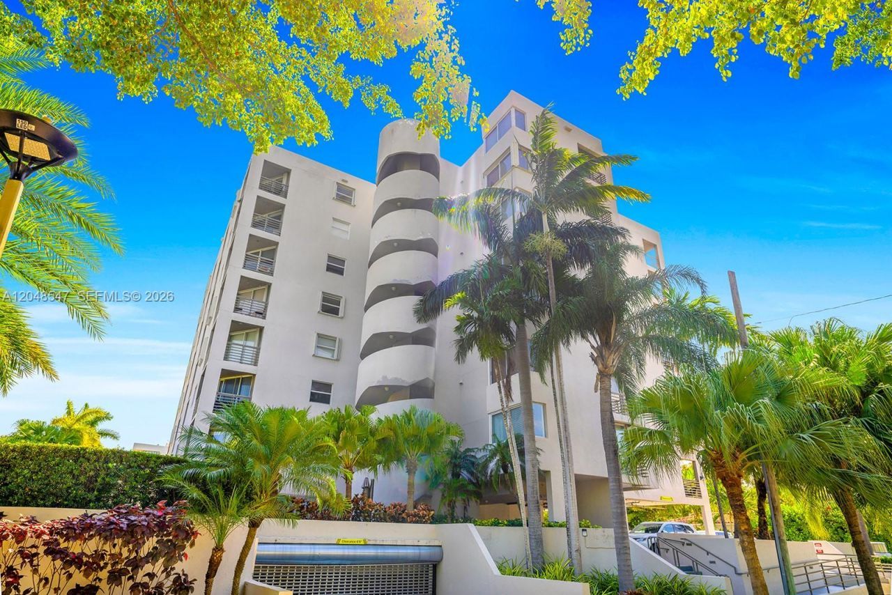 2400 SW 3rd Ave, Unit 706, Miami, FL 33129 Photo