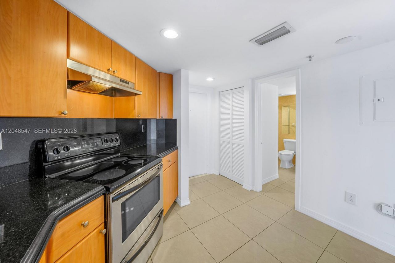 2400 SW 3rd Ave, Unit 706, Miami, FL 33129 Photo