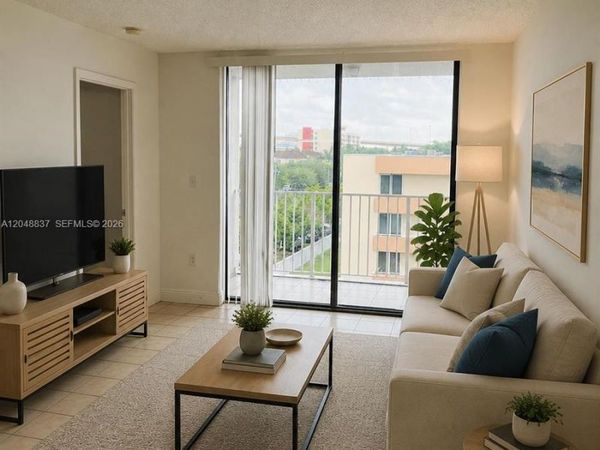 8075 NW 7th St , Unit 520, Miami, FL 33126