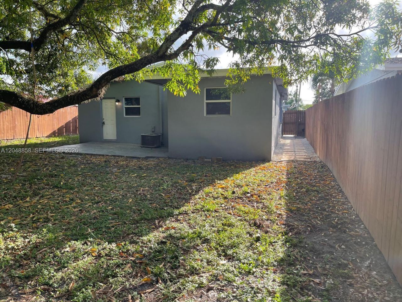 428 NW 16th Ave , Unit 2, Fort Lauderdale, FL 33311 Photo