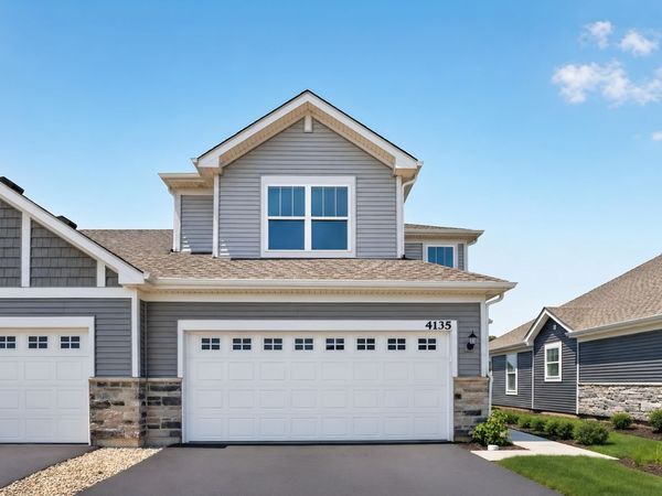 4135 Meadowridge Road, Woodstock, IL 60098