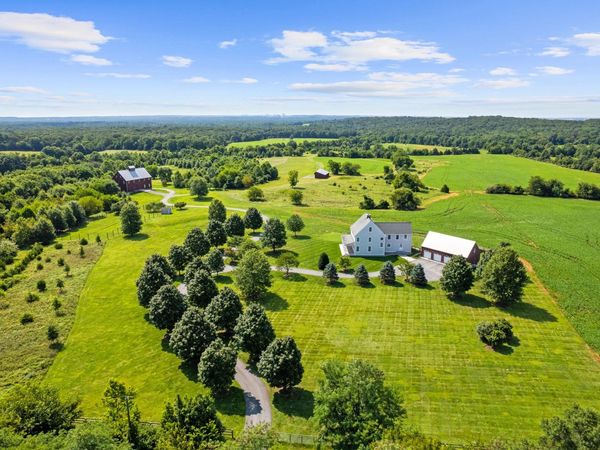 21100 W OFFUTT ROAD , POOLESVILLE, MD 20837