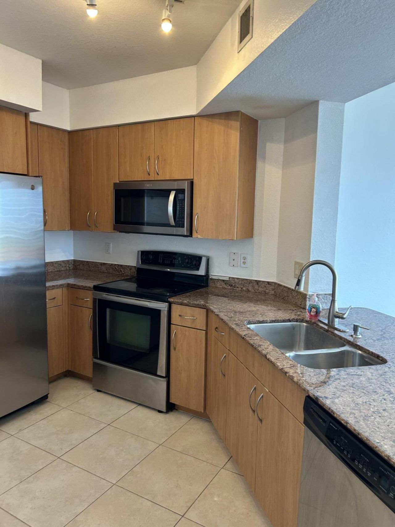 1830 Radius Drive, Unit 514, Hollywood, FL 33020 Photo