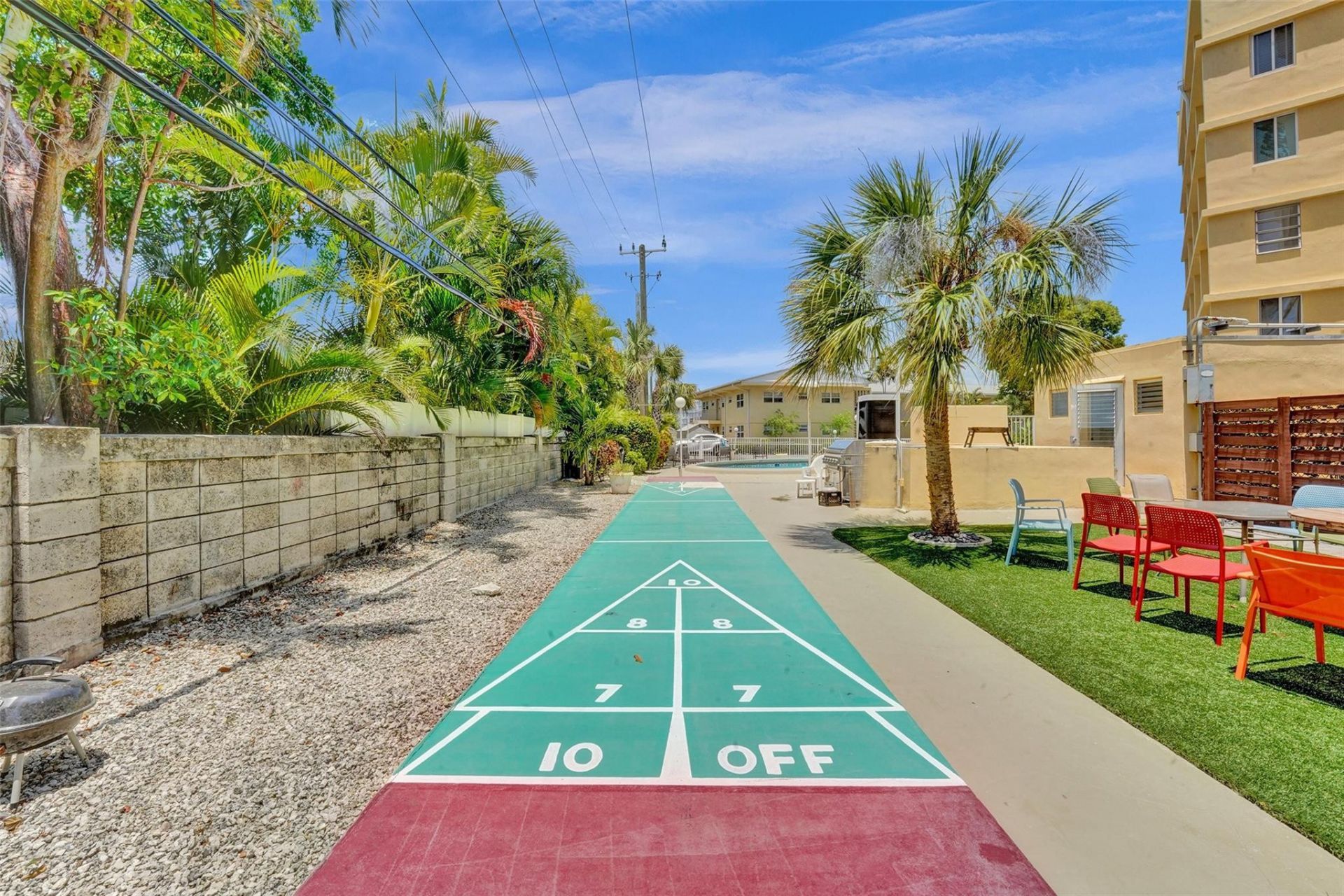 2400 NE 9th Street, Unit 304, Fort Lauderdale, FL 33304 Photo