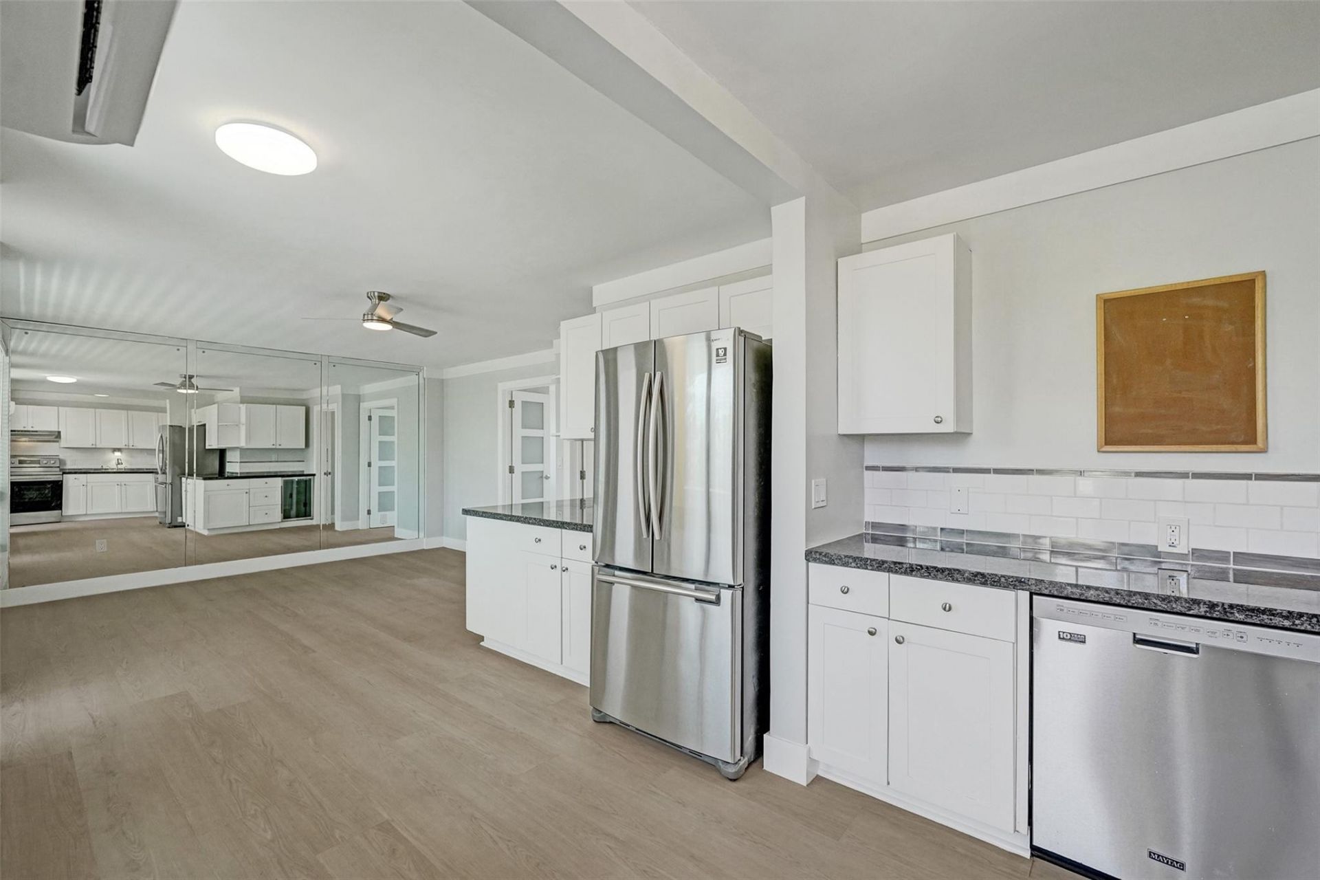 2400 NE 9th Street, Unit 304, Fort Lauderdale, FL 33304 Photo