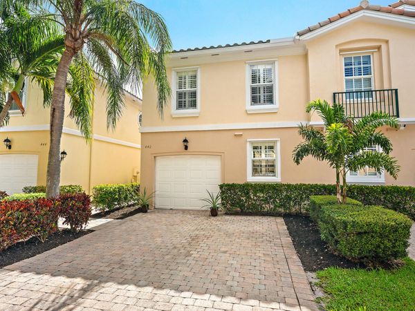 442 Capistrano Drive, Palm Beach Gardens, FL 33410