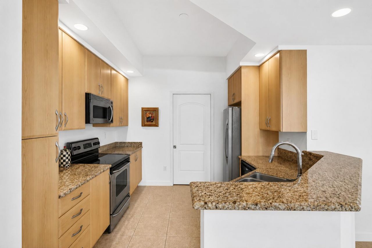 801 S Olive Avenue, Unit 1119, West Palm Beach, FL 33401 Photo