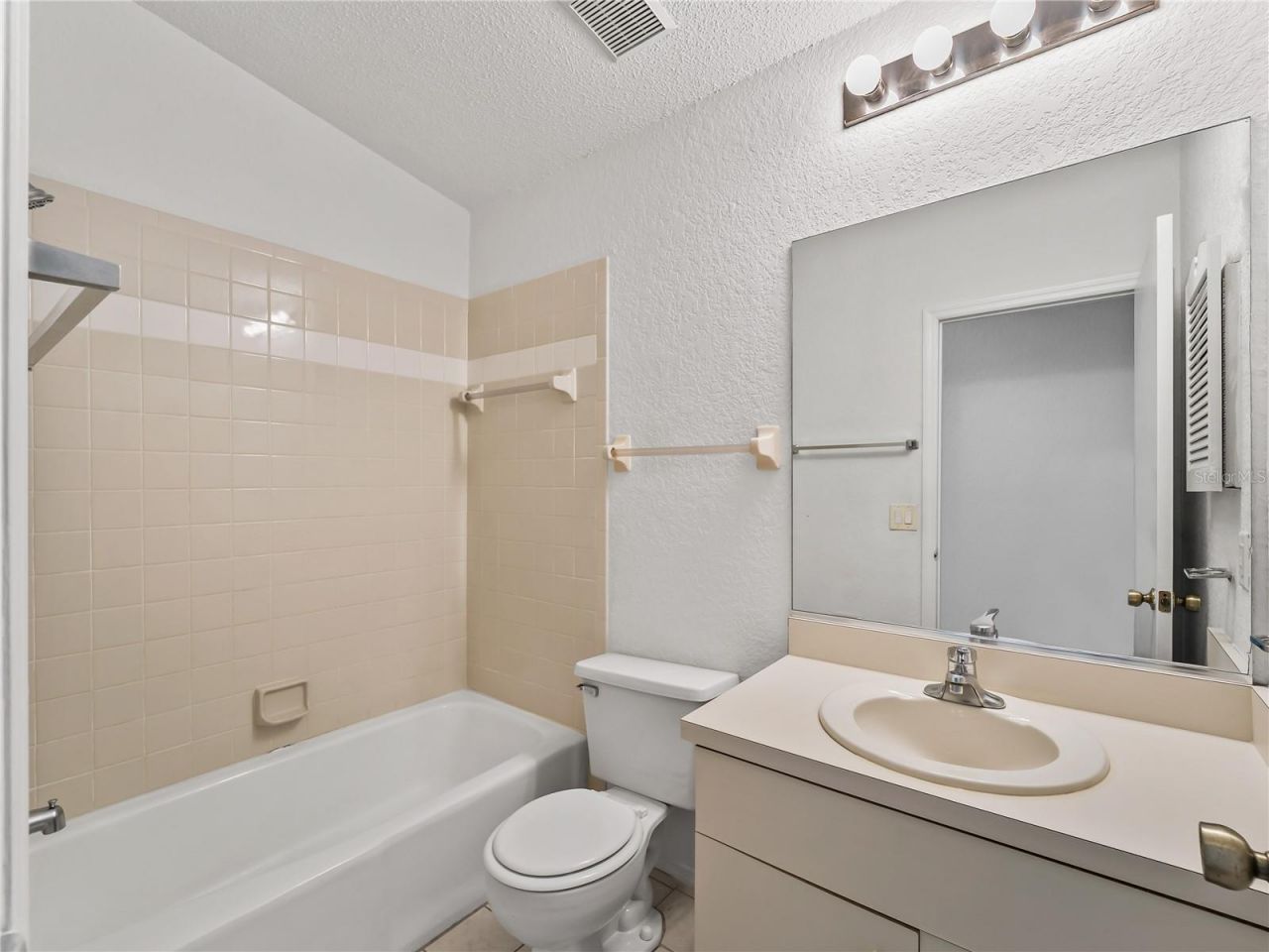 22441 Westchester Boulevard, Unit 1500F, Punta Gorda, FL 33980 Photo
